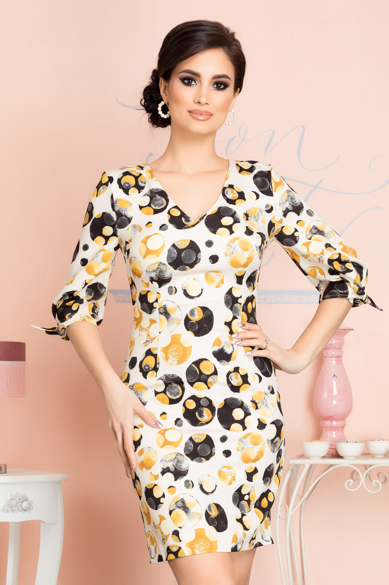 Rochie Galbena casual de zi din crepe cu imprimeu multicolor pentru birou sau intalniri cu prietenii Gemma