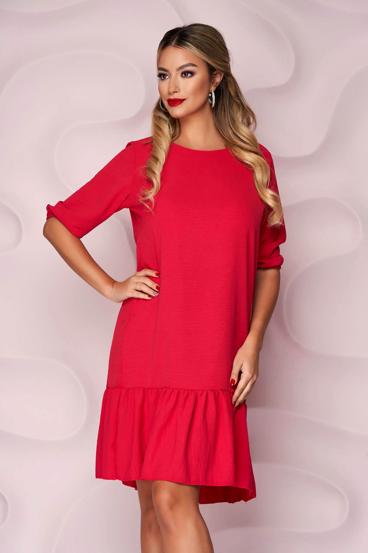 Rochie Lady Pandora fuchsia din voal cu croi larg cu volanase si maneci trei-sferturi