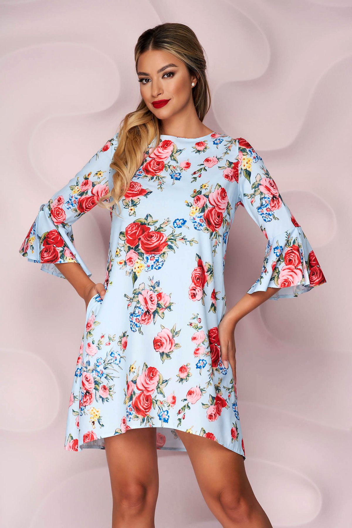 Rochie scurta cu croi larg de vara bleu cu imprimeuri florale Lady Pandora