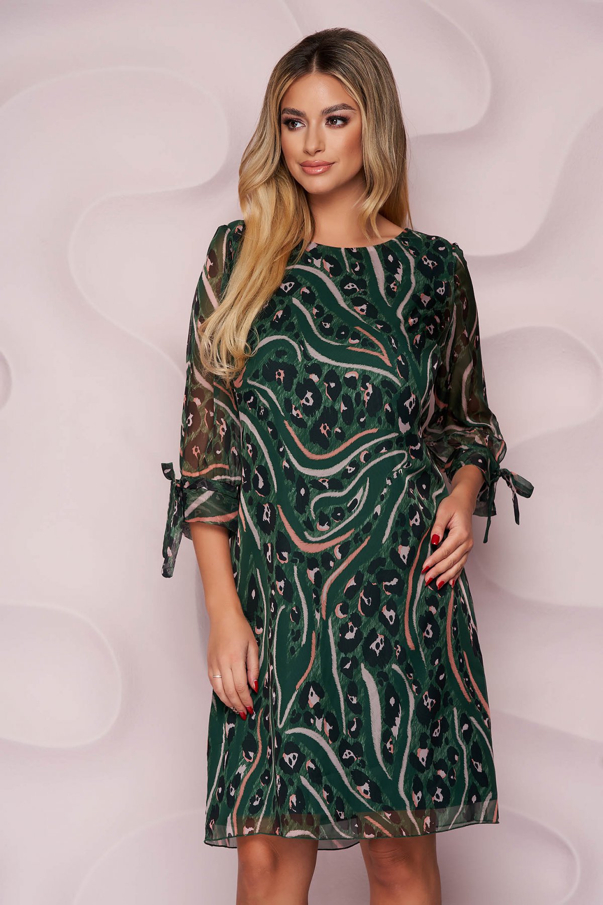 Rochie verde inchis eleganta scurta din voal subtire si neelastic Lady Pandora