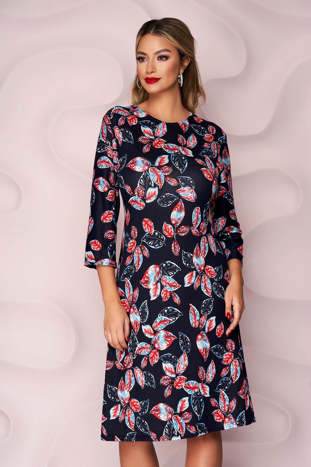 Rochie Lady Pandora tricotata subtire si elastica cu croi larg si imprimeu floral