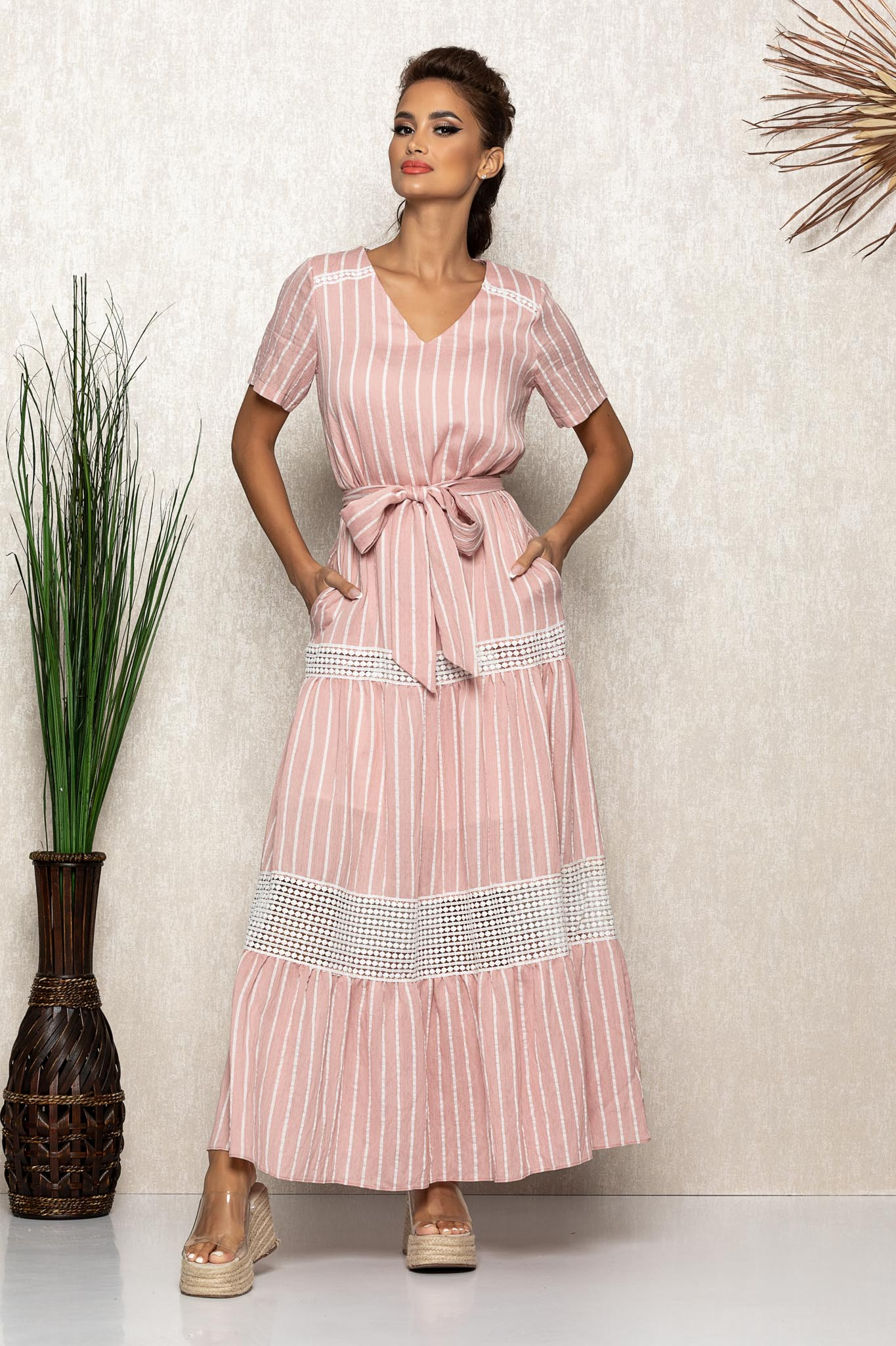 Rochie de nunta eleganta Rose lunga cu maneci scurte Becky