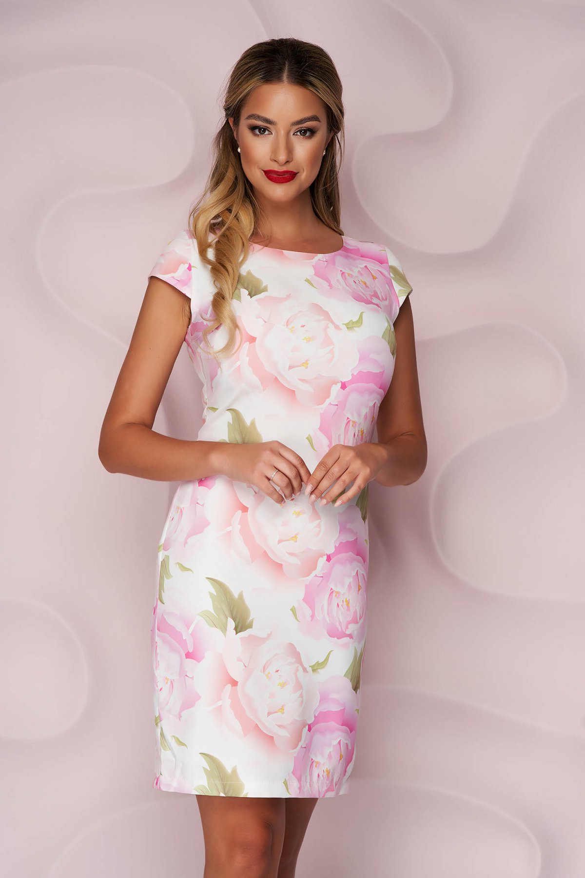 Rochie StarShinerS office scurta cu un croi drept din stofa neelastica cu imprimeu floral unic