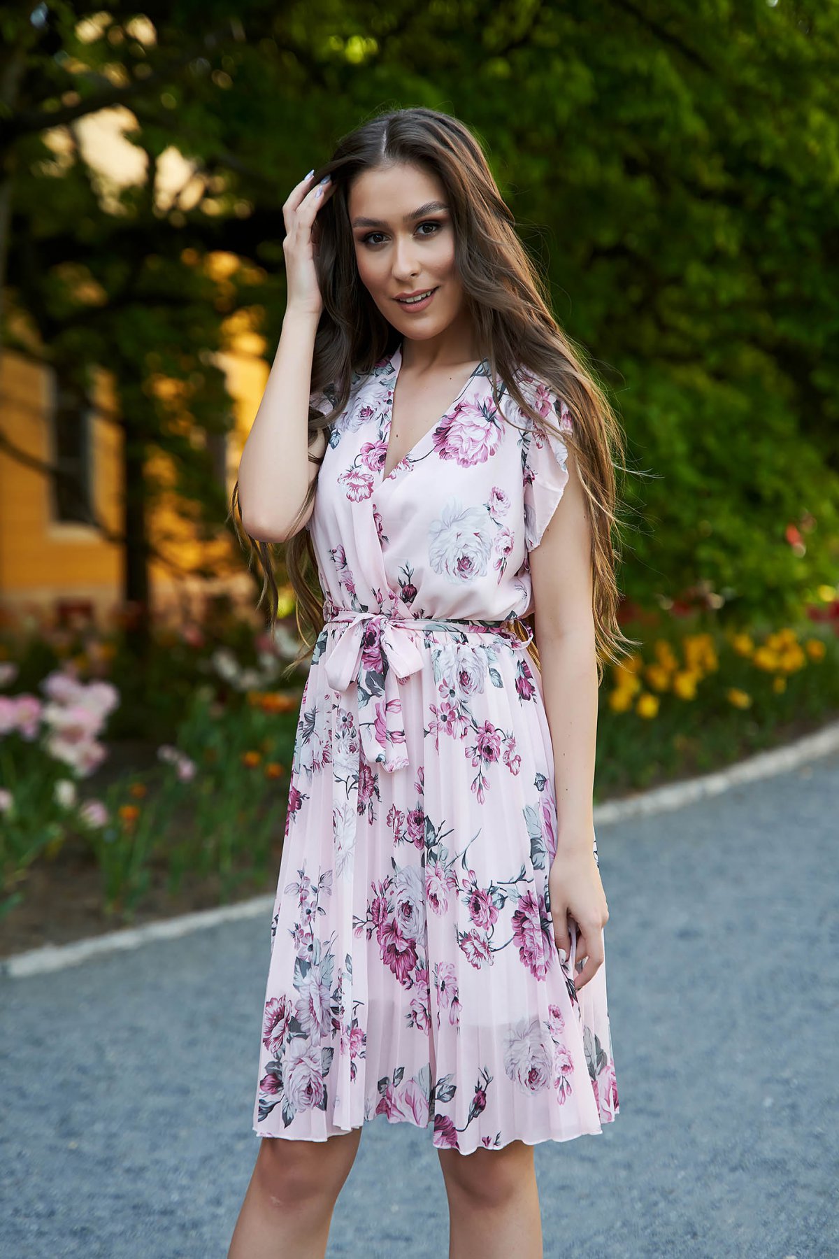 Rochie SunShine cu imprimeu floral in clos plisata cu decolteu in v