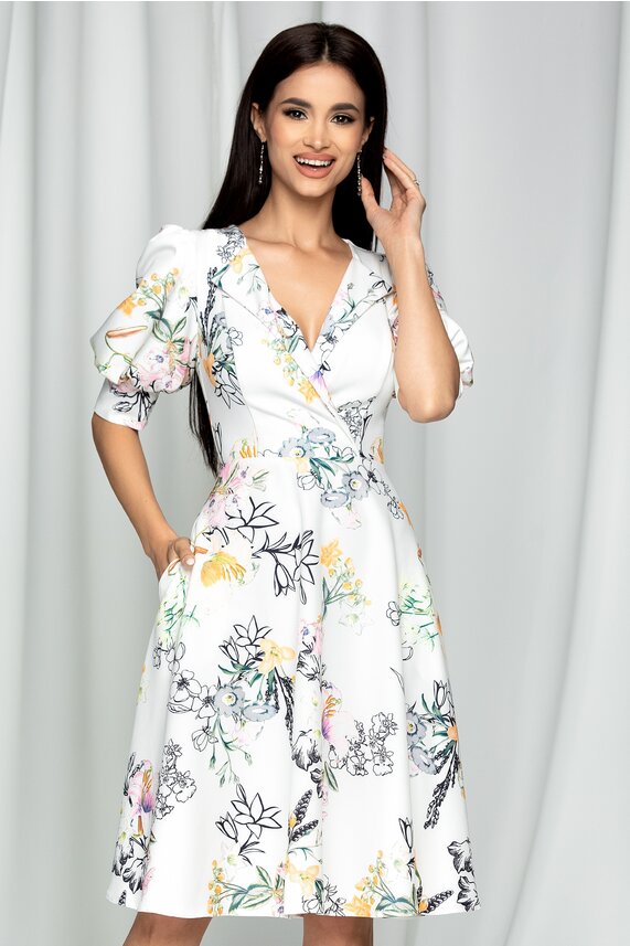 Rochie alba eleganta in clos si imprimeu floral    MBG