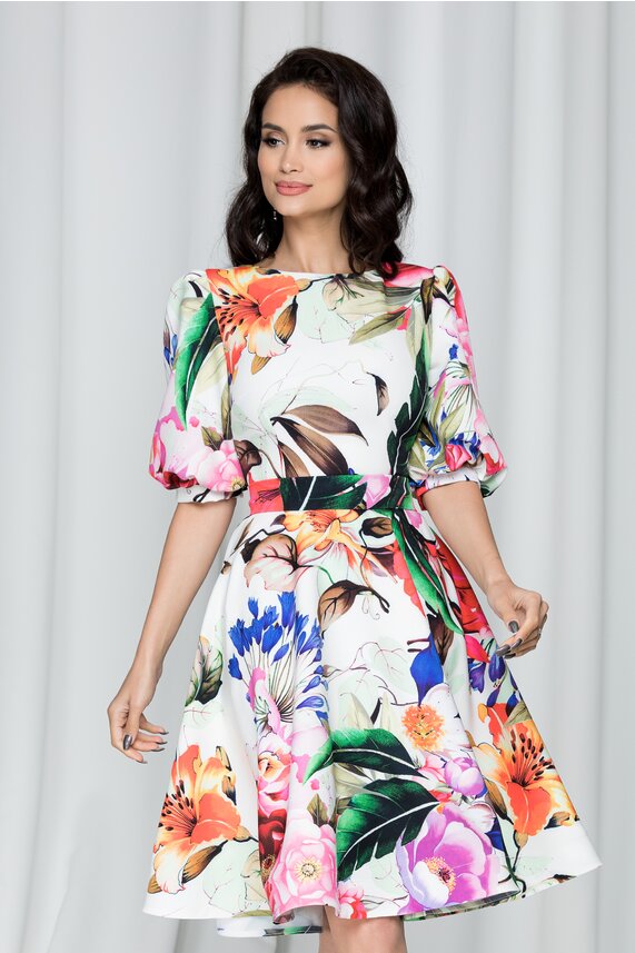 Rochie de primavara alba in clos cu imprimeu floral     MBG