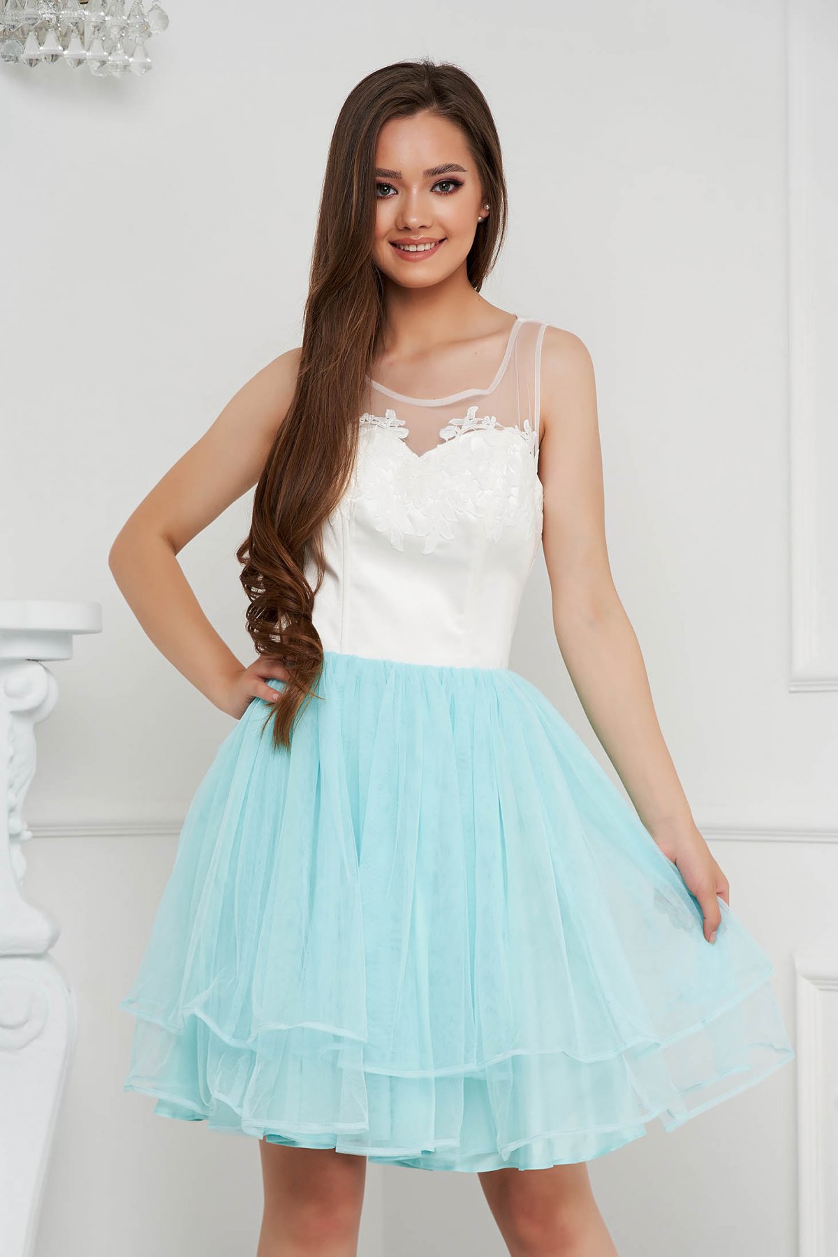 Rochie din tul cu broderie albastru aqua scurta de ocazie