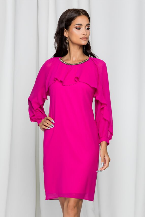 Rochie fucsia accesorizata cu perlute si strasuri si maneci lungi cu volanas Ginette