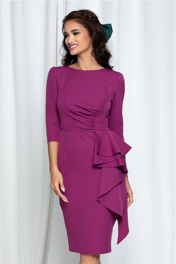 Rochie magenta eleganta cu fronseuri si volan maxi   MBG