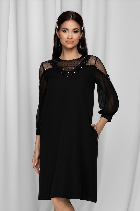 Rochie neagra accesorizata din tulle si perlute cu strasuri si maneci lungi cu buzunare Gloria