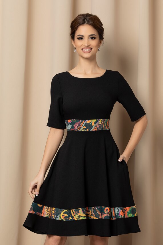 Rochie neagra in clos eleganta cu maneci scurte si buzunare laterale Mirena