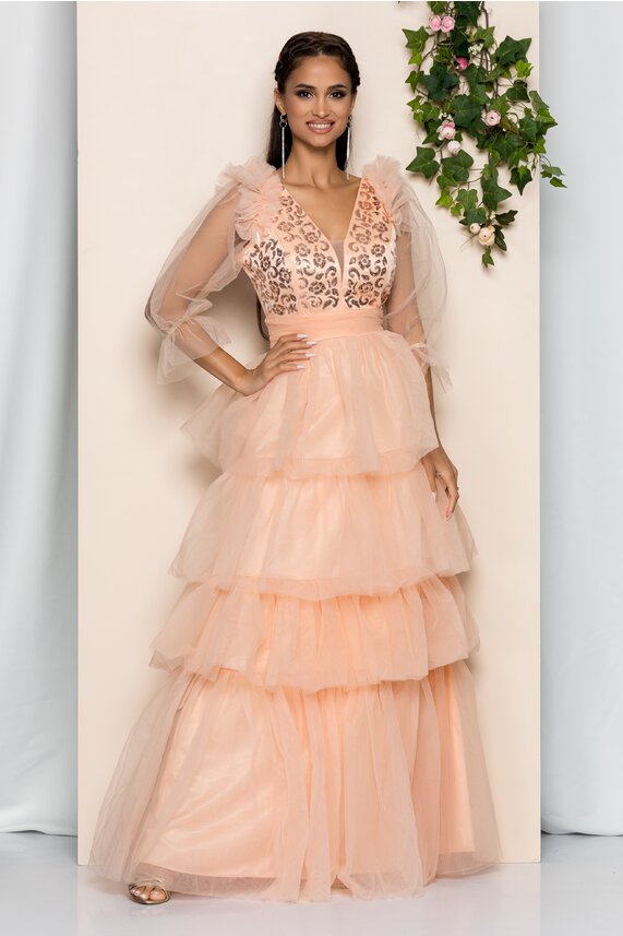 Rochie peach accesorizata cu volanase si paiete cu maneci trei sferturi si inchidere si fermoar  Lucretia