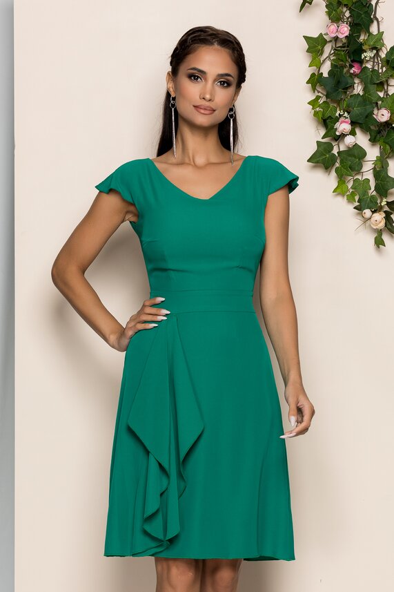 Rochie verde accesorizata cu volanas cu decolteu si maneci scurte  Moze