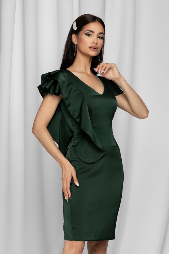 Rochie verde accesorizata cu volanase si decolteu cu inchidere cu fermoar   Moze