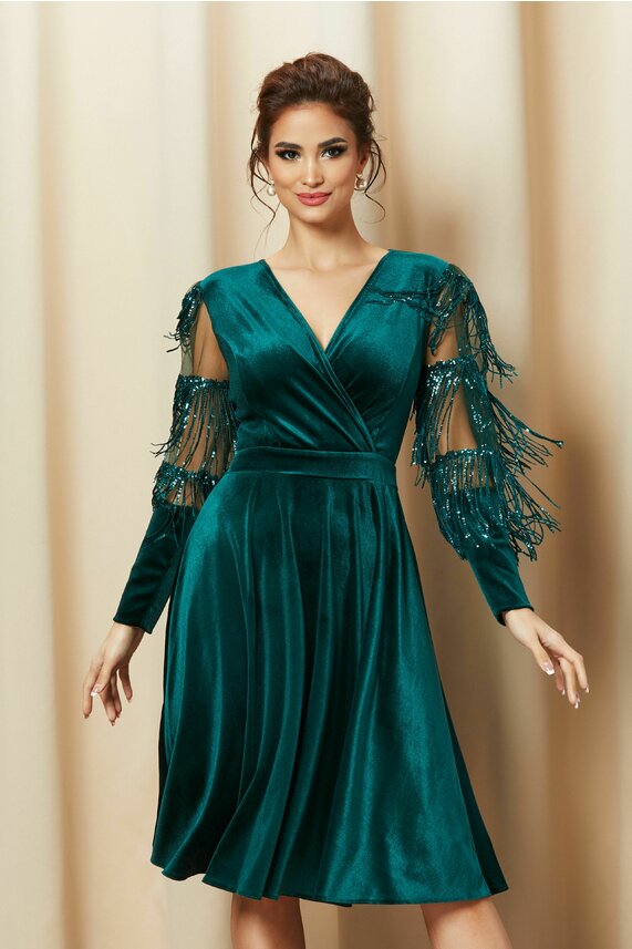 Rochie verde din catifea cu franjuri si maneci    LaDonna